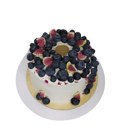 Белый торт с голубикой